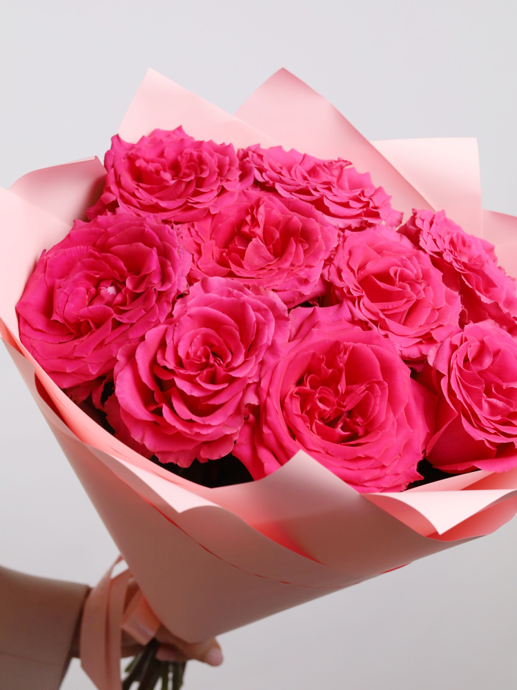 БУКЕТ 9 ПИОНОВИДНЫХ РОЗ