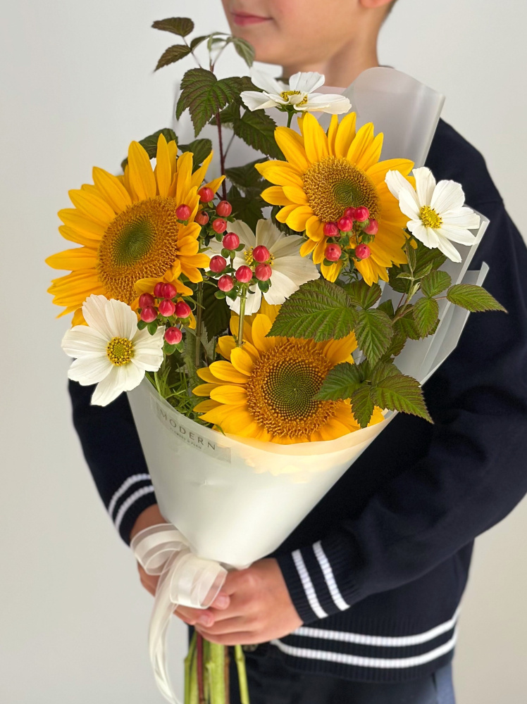БУКЕТ С ПОДСОЛНУХАМИ И КОСМЕЕЙ БУКЕТ С ПОДСОЛНУХАМИ И КОСМЕЕЙ