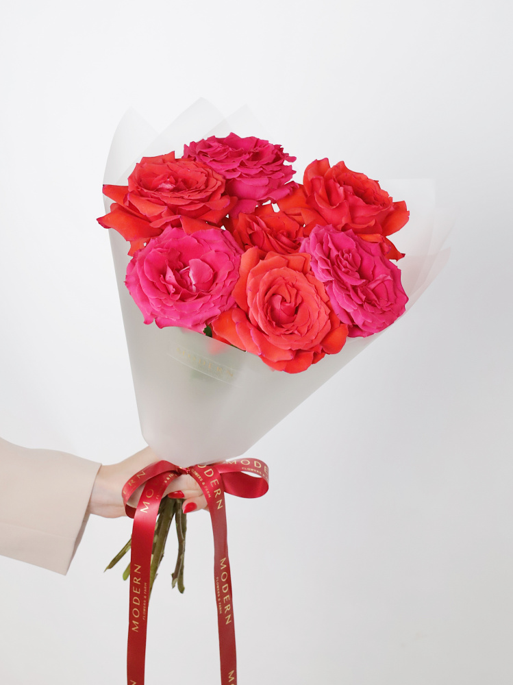 БУКЕТ ИЗ РОЗЫ